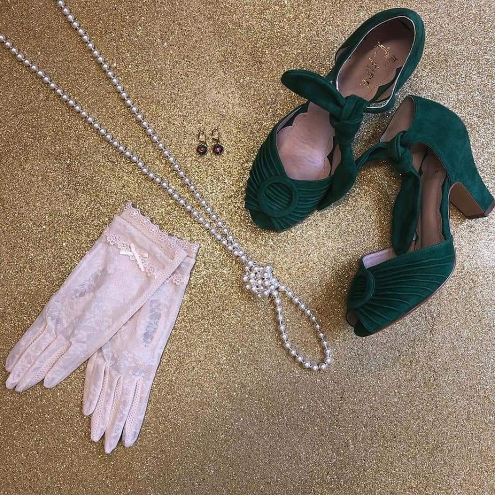 Miss L Fire Loretta Green Classic Ruched Peep Toe Suede Pumps - Picture 2 of 12